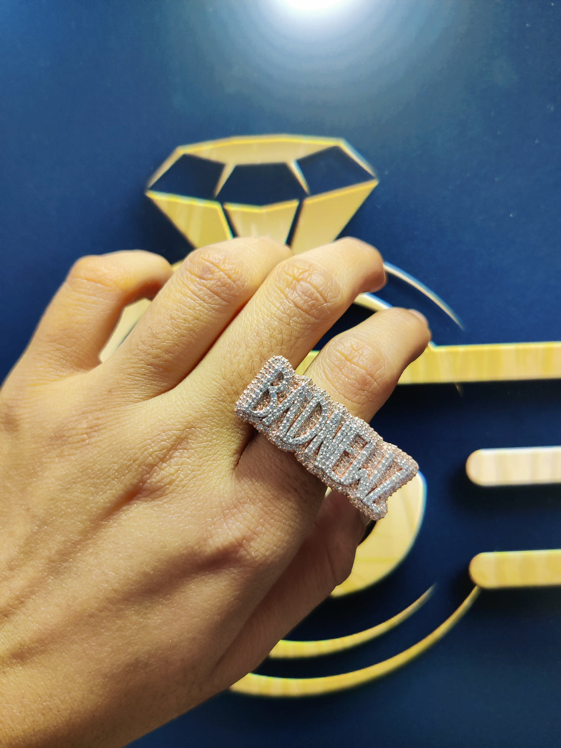BEDNEWS Iced Out Hip Hop Ring: Bold Street Style Jewelry