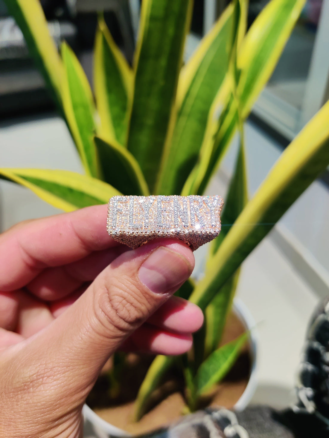 FLYENRY Bling King Ring: Unmatched Sparkle and Style