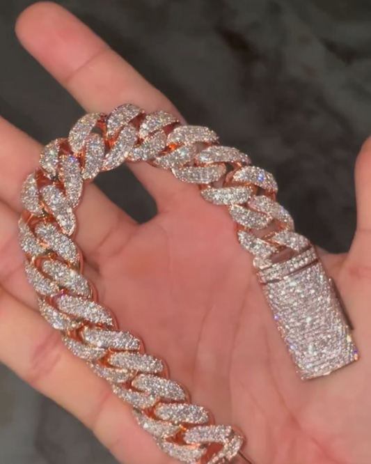 Full view of Miami Cuban bracelet with box clasp, strong links and street-style shine