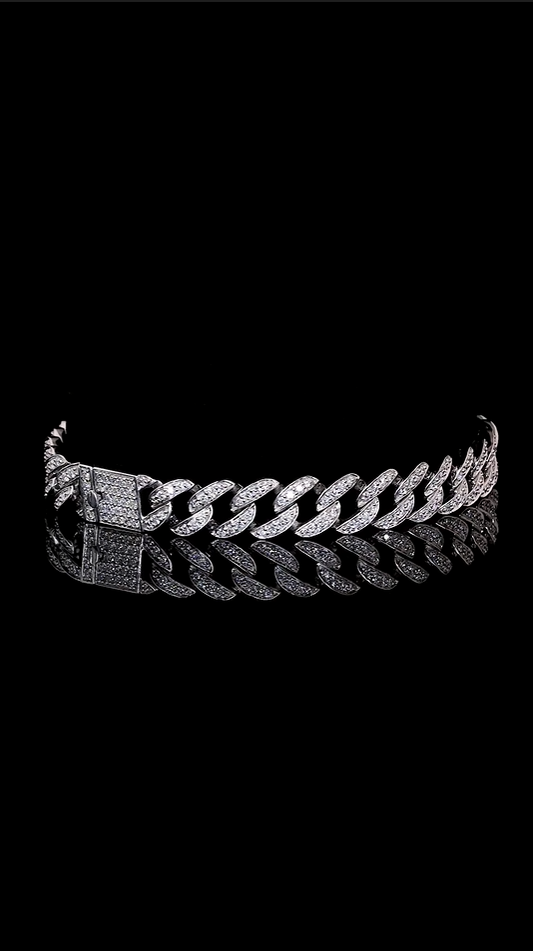 Side angle of 10mm men’s Cuban bracelet, fully iced design with bold urban style