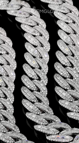 Round & Baguette Miami Cuban Chain