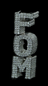 Custom Iced Out VVS Moissanite Pendant