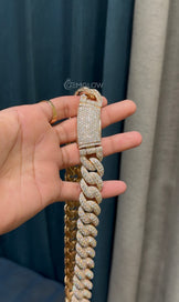 20mm VVS Moissanite Cuban Link Chain
