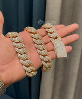 20mm VVS Moissanite Cuban Link Chain