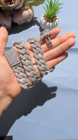 Men’s Iced Out Diamond Cuban Chain