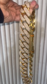 20mm Iced Out Cuban Link Chain