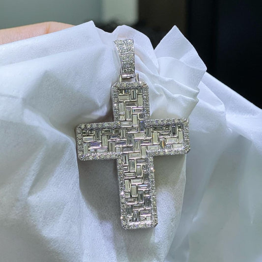 Women’s Jesus Cross Necklace in 925 Silver