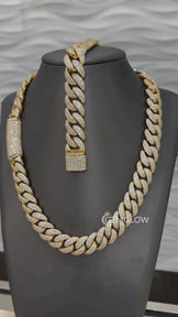 18mm Moissanite Cuban Link Chain Necklace