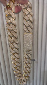 20mm Iced Out Cuban Link Chain